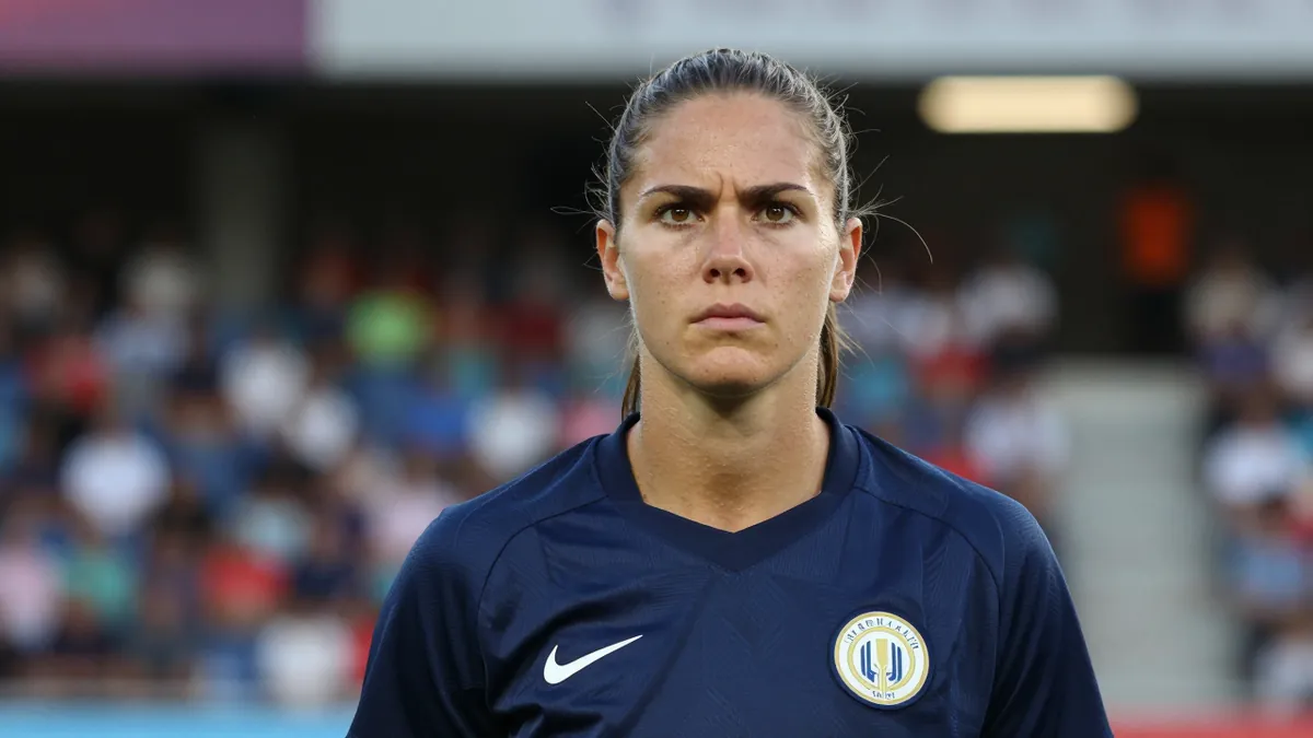 Partick Thistle sign Chloe Logan as player/coach